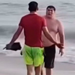 Salvavidas increpado por rescatar a un niño en Cartagena fue acusado de actuar tarde por “estar pololeando”