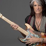 Guitarrista de Aerosmith sufre infarto en pleno concierto: Impactantes imágenes