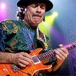 Carlos Santana se desmayó en pleno show: Imágenes alarmantes se vivieron en el recinto