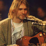 Guitarra destrozada por Kurt Cobain alcanzó millonario monto en una subasta: ¿Lo pagarías?