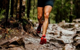 Trail Running: ¿Cómo prepararte antes de correr en un cerro?