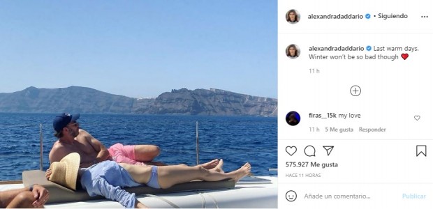 Alexandra Daddario, muy relajada junto a su novio / www.instagram.com/alexandradaddario