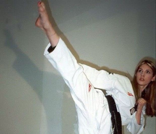 Además, la actriz posee el cinturón negro de karate / martialartsfemales.com