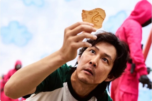 Lee Jung-jae, durante una escena de "El Juego del Calamar" / es-us.vida-estilo.yahoo.com