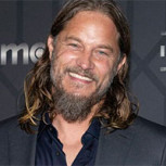 Travis Fimmel sorprendió a todos en evento de “Dune: Prophecy”: ¿Se le olvidó que “Vikingos” terminó?