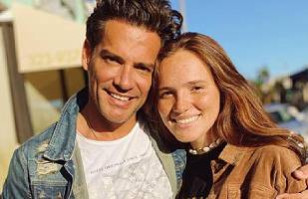 Cristi&aacute;n de la Fuente se ausent&oacute; de titulaci&oacute;n de su hija y recibi&oacute; cr&iacute;ticas: "&iquest;No hay foto con el padre?"