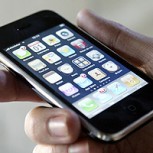 Mujer muere electrocutada por su iPhone: Intenso debate por tragedia