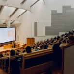 Gran problema ético: Universitarios recurren a Chat GPT y profesores no tienen cómo detenerlo