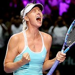 Maria Sharapova deslumbró con ajustado vestido en la fiesta posterior a los Oscar