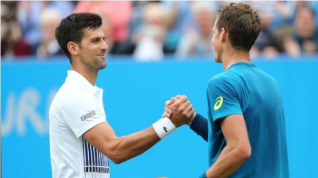 Vasek Pospisil insultó al timonel de la ATP, y recibió el apoyo de Novak Djokovic / as.com