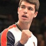 El genial punto de Carlos Alcaraz por el que la prensa española lo compara con Federer: Su víctima fue Jannik Sinner