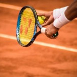 Insólito match point en Indian Wells: Tenista toca la red con la raqueta, le dan el punto y gana el partido