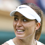 La desafiante mirada  de Paula Badosa al padre de Stefanos Tsitsipas: Momento de alta tensión en Wimbledon