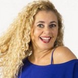 Titi García-Huidobro sorprendió al compartir una foto de hace 30 años abrazando a un famoso cantante
