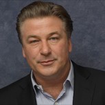 Alec Baldwin realiza hilarante imitación a Donald Trump en estreno de SNL