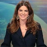 Conductora de noticias italiana muestra accidentalmente sus partes privadas en vivo