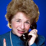 Ruth Westheimer, la estrella del sexo de TV estadounidense, cumple 90 años y estrena documental