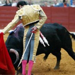 Torero mexicano es herido de gravedad por una terrible cornada