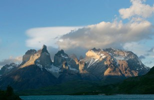 Chile Sus Mitos Y Leyendas La Piedra Feliz