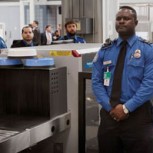 Seguridad en aeropuertos: Lo que nunca debes hacer para no tener que lamentarte después