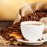 Detectan niveles de azúcar peligrosos para la salud en bebidas de importantes cadenas de café