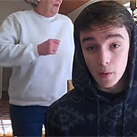 Mi abuela, baile y millones de visitas