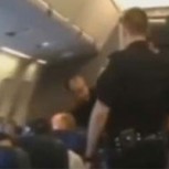 Bajan a mujer de un avión por no dejar de cantar “I will Always Love You”