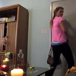 Baile sexy y acrobático con un final en llamas