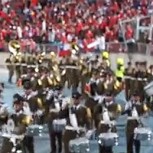 Buenos días Buenas tardes: El “saludo” de la Marea Roja a Carabineros