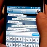 WhatsApp y un mundo de diferencia: ¿Es mejor escribir o hablarse cara a cara?