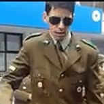 Carabinero saca aplausos con gran imitación de Michael Jackson