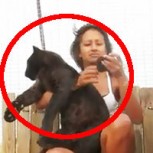 Video: Emocionante reacción de pantera al ver a su entrenadora