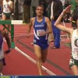 Sorprendente final: Confiado corredor celebra triunfo, pero mira cómo termina la carrera