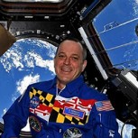 La mejor selfie del 2018: Un astronauta se sacó una foto en el espacio y es impresionante