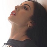 Modelo pide que le digan “algo rico” y los comentarios fueron tan creativos que sacaron aplausos