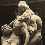 Foto tomada en el Museo de Bellas Artes de Santiago se hace viral: ¿Humorada o burla?