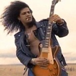 Hit noventero hace historia en Youtube por llegar a las mil millones de reproducciones: Una canción inolvidable