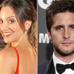 Las redes condenan a Daniela Palavecino por “acosar” y besar en la boca al actor Diego Bonetta