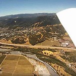 ¿Qué graba una cámara al caerse de un avión para convertirse en éxito viral?: Increíble registro