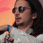 Conoce a The Kiffness: El DJ que musicaliza espectacularmente populares virales