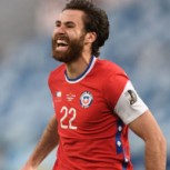 Ben Brereton ya tiene una estatua: Es de madera y está en Penco, ¿se parece?