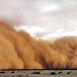 Video: La enorme y escalofriante tormenta de arena que sorprende a localidad de Diego de Almagro