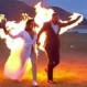 Novios “celebraron” su boda prendiéndose fuego: Video del increíble momento se hizo viral