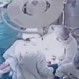 Terremoto en Rusia: Video muestra a médicos en medio de una cirugía y su reacción sorprendió a todos