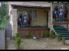 Foto: Google -  Pandilla de Detroit amenazando a la cámara con una pistola.