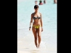 A la parte de arriba del bikini suma el efecto Push up equilibrando el volumen en su totalidad.